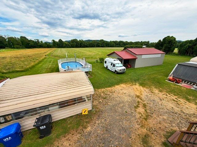 132 Cross Path Road, Northampton, MA 01060