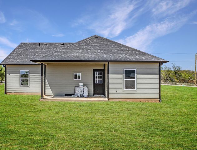 124 Brookview Drive, Bridgeport, TX 76458