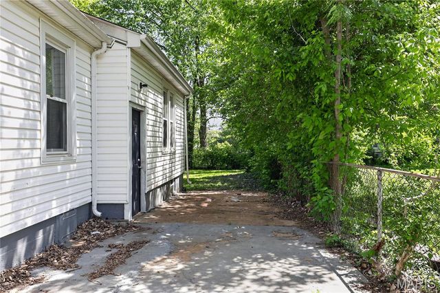 3406 Rex Avenue, St Louis, MO 63114