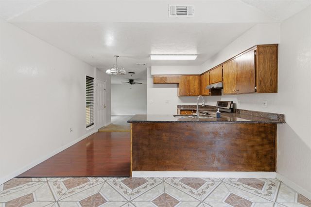 8152 Le Mans Ave, Stockton, CA 95210