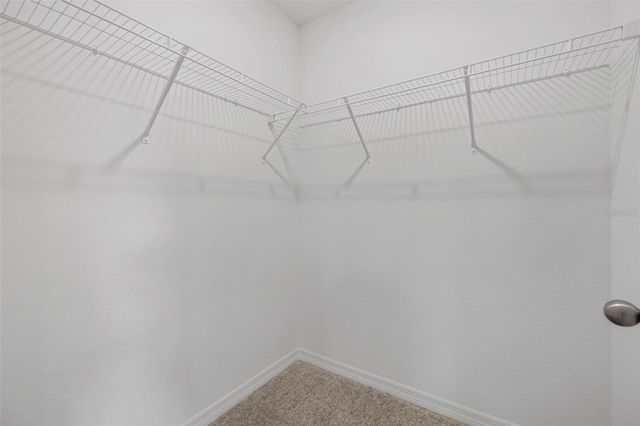 725 MAPLE OAK DRIVE, Deland, FL 32720