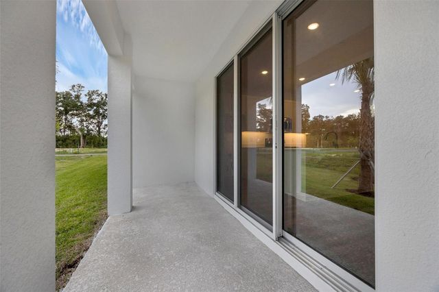 725 MAPLE OAK DRIVE, Deland, FL 32720