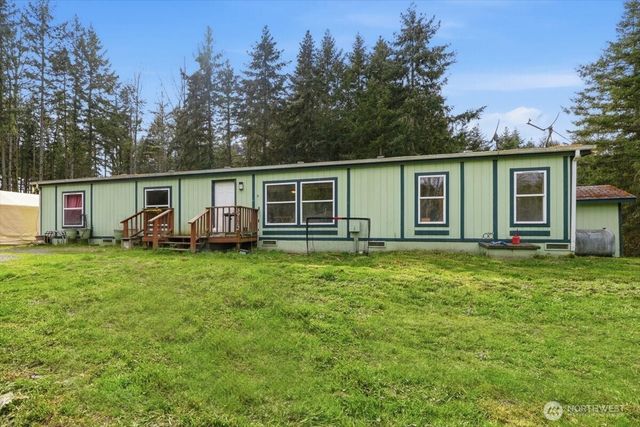 39112 12th Avenue Ct S, Roy, WA 98580
