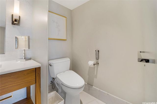 2139 Kuhio Avenue D3102, Honolulu, HI 96815