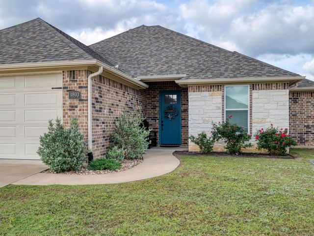 1803 Jessica, Whitehouse, TX 75791