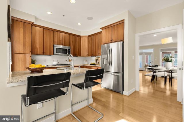 907 3RD PL SE, Washington, DC 20003