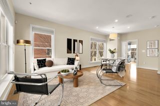 907 3RD PL SE, Washington, DC 20003