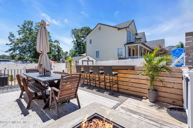 209 Gilford Avenue, Island Heights, NJ 08732
