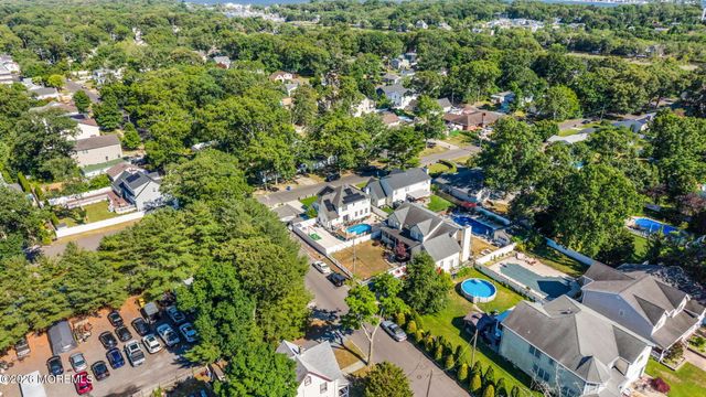 209 Gilford Avenue, Island Heights, NJ 08732