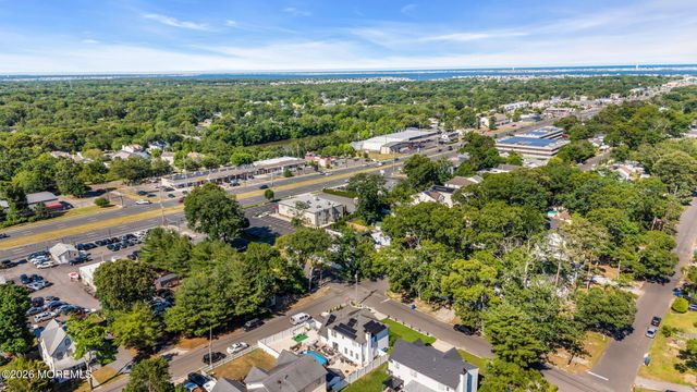 209 Gilford Avenue, Island Heights, NJ 08732