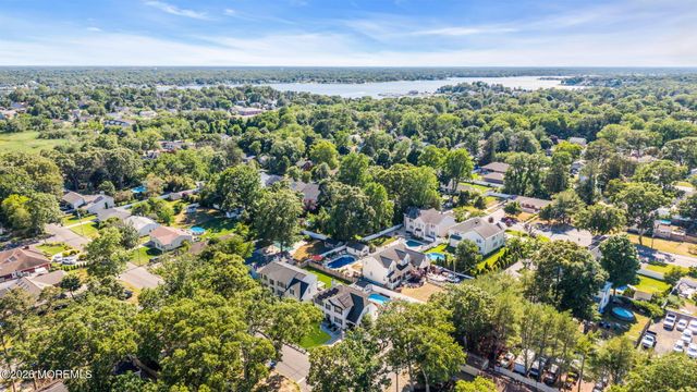 209 Gilford Avenue, Island Heights, NJ 08732
