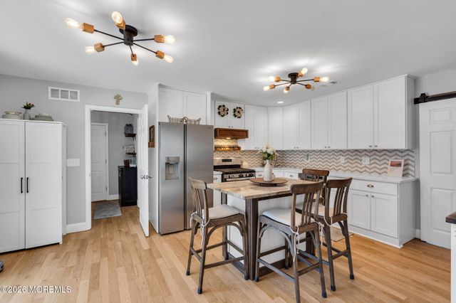 209 Gilford Avenue, Island Heights, NJ 08732