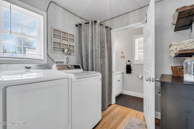 209 Gilford Avenue, Island Heights, NJ 08732