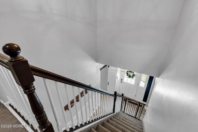 209 Gilford Avenue, Island Heights, NJ 08732