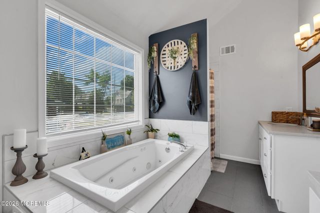 209 Gilford Avenue, Island Heights, NJ 08732