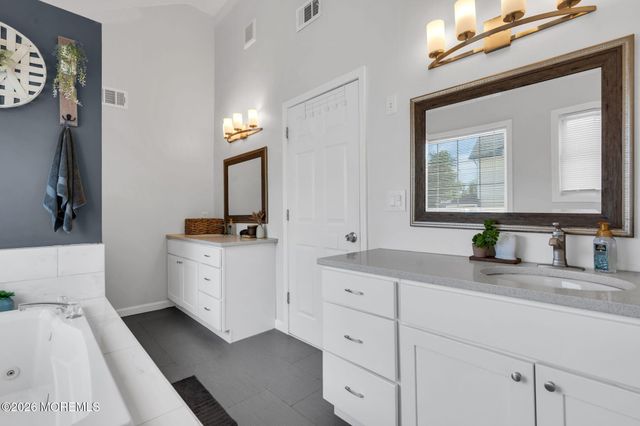 209 Gilford Avenue, Island Heights, NJ 08732