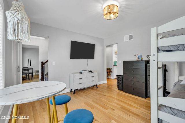 209 Gilford Avenue, Island Heights, NJ 08732