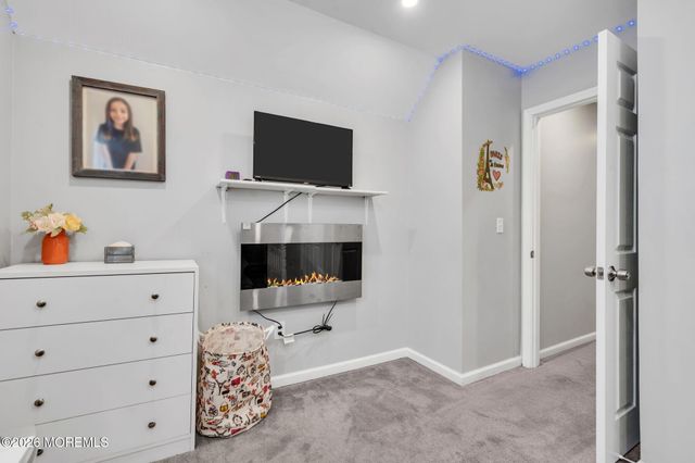 209 Gilford Avenue, Island Heights, NJ 08732