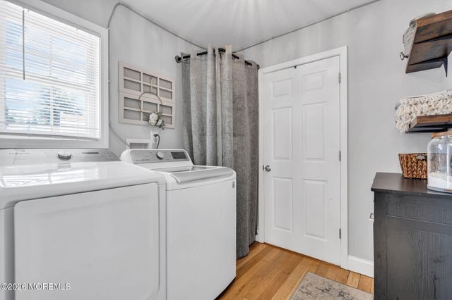209 Gilford Avenue, Island Heights, NJ 08732