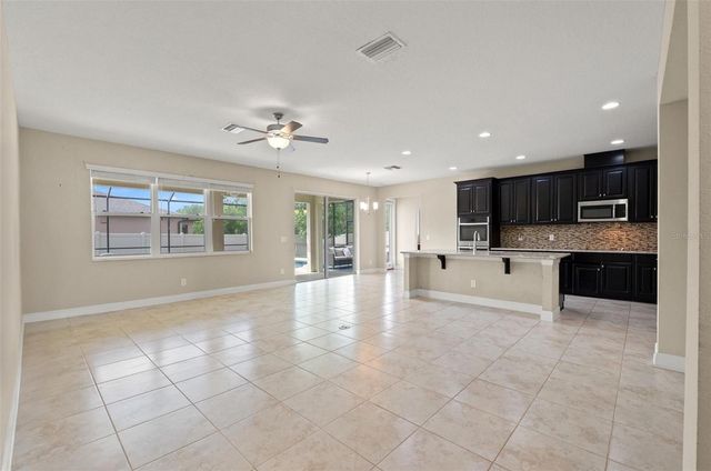 18696 MALINCHE LOOP, Spring Hill, FL 34610