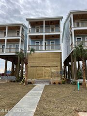 519 41st Avenue, Gulfport, MS 39501