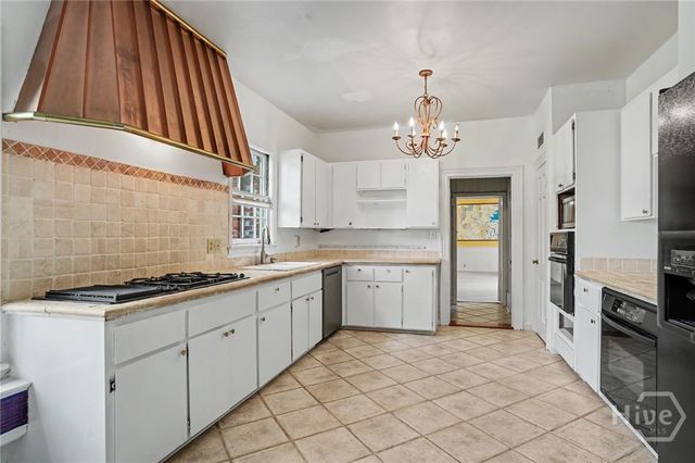 4617 Lansdowne Place, Savannah, GA 31405