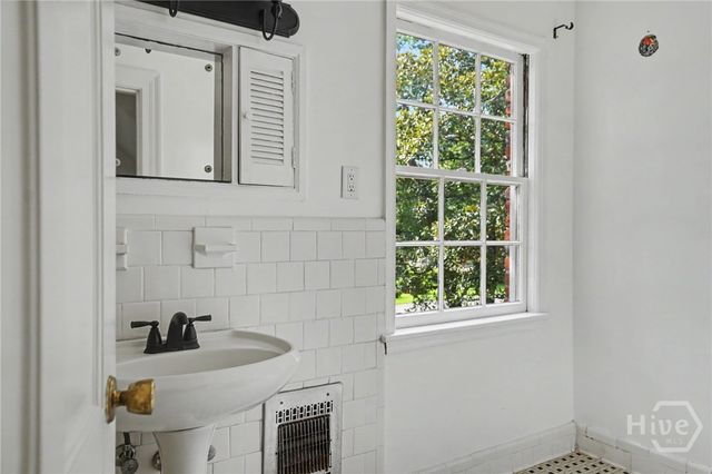 4617 Lansdowne Place, Savannah, GA 31405