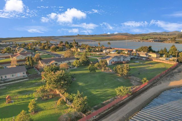 21160 Valle San Juan Drive, Salinas, CA 93907