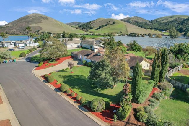 21160 Valle San Juan Drive, Salinas, CA 93907