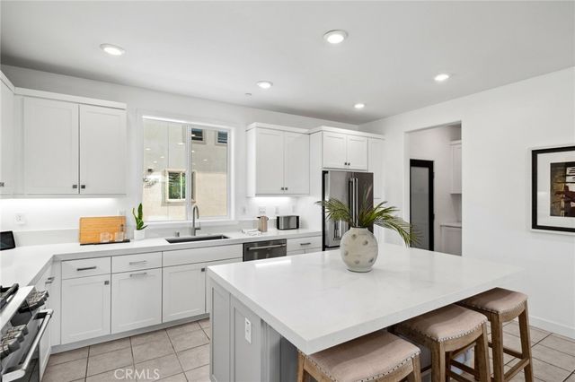 258 Merit, Irvine, CA 92618