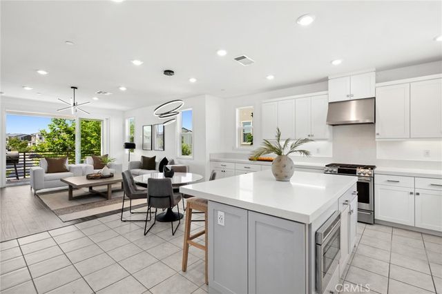 258 Merit, Irvine, CA 92618