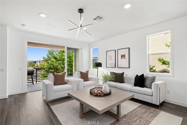 258 Merit, Irvine, CA 92618