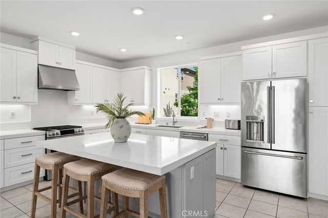 258 Merit, Irvine, CA 92618
