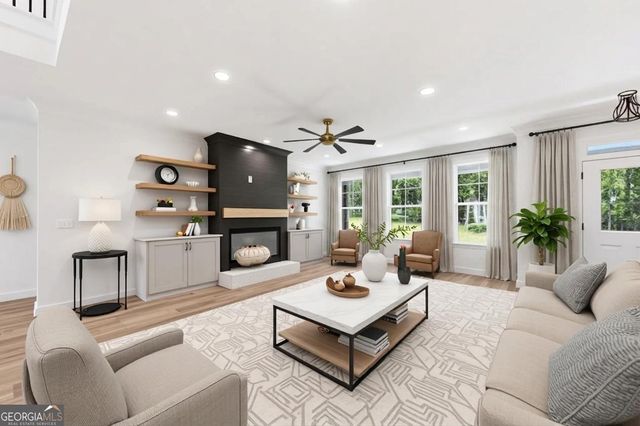 1016 Queens Bridge Way, Griffin, GA 30223