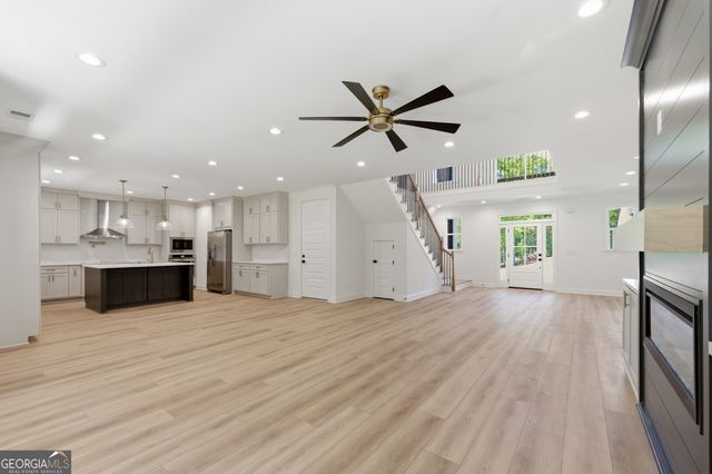 1016 Queens Bridge Way, Griffin, GA 30223