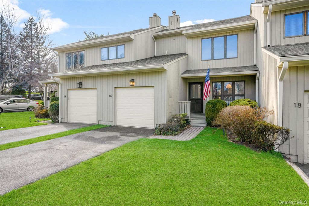 16 Tulip Tree Lane, Mamaroneck, NY 10543