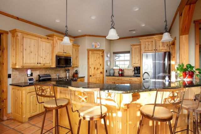 24101 SUNDAY CANYON Road, Canyon, TX 79015