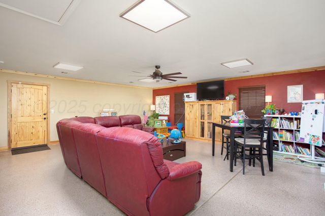 24101 SUNDAY CANYON Road, Canyon, TX 79015