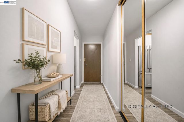 960 Shorepoint Court 116, Alameda, CA 94501