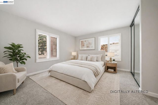 960 Shorepoint Court 116, Alameda, CA 94501