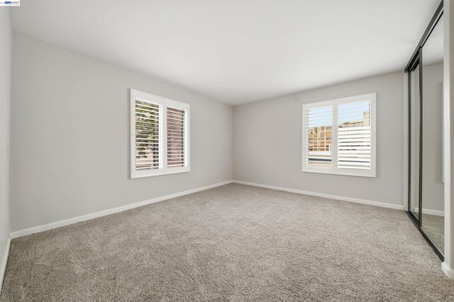 960 Shorepoint Court 116, Alameda, CA 94501