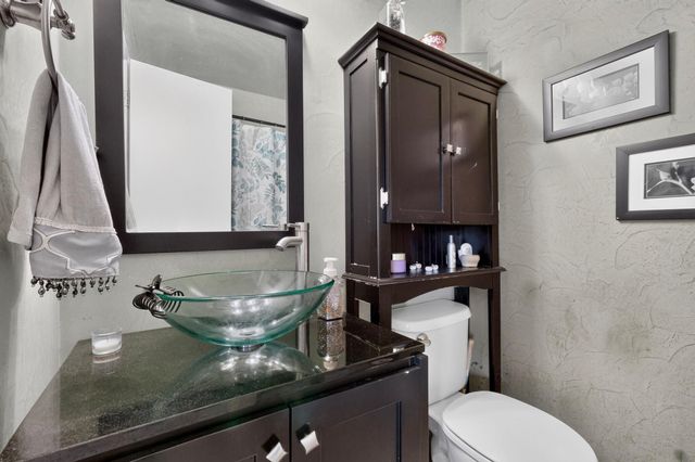 3251 Schumacher Street NW, Albuquerque, NM 87120
