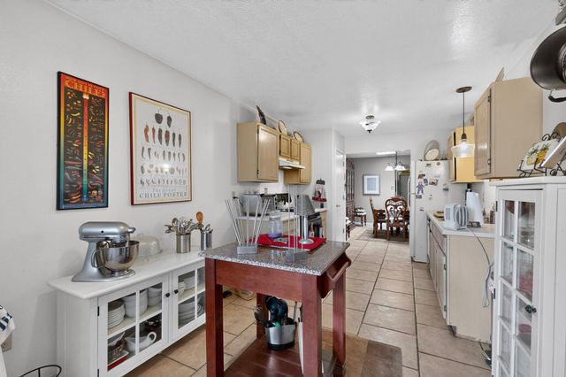 3251 Schumacher Street NW, Albuquerque, NM 87120