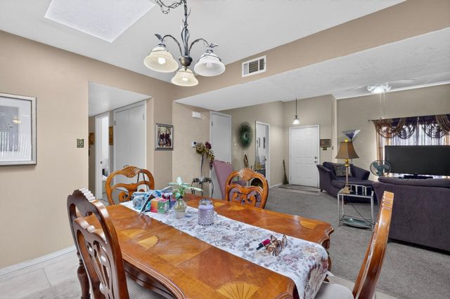 3251 Schumacher Street NW, Albuquerque, NM 87120