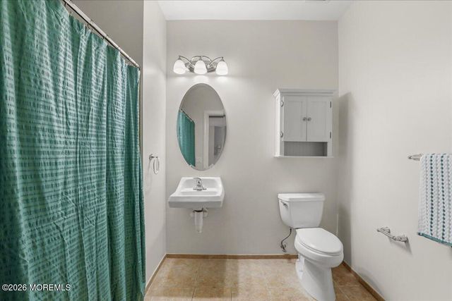 203 Canterbury Lane, Morganville, NJ 07751