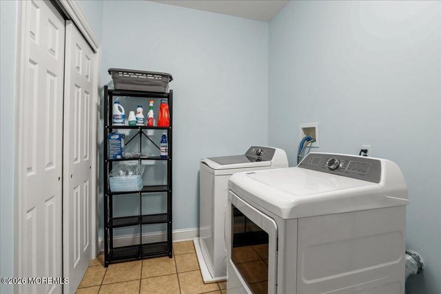 203 Canterbury Lane, Morganville, NJ 07751