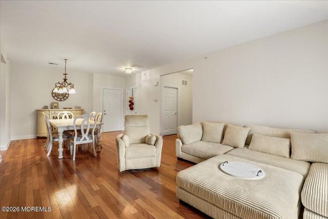 203 Canterbury Lane, Morganville, NJ 07751