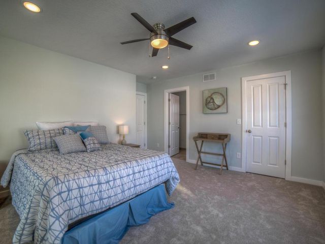 1068 Argyle Street, Saint Paul, MN 55103