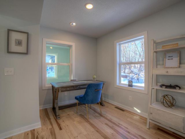 1068 Argyle Street, Saint Paul, MN 55103