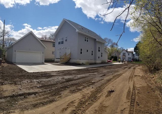 1068 Argyle Street, Saint Paul, MN 55103